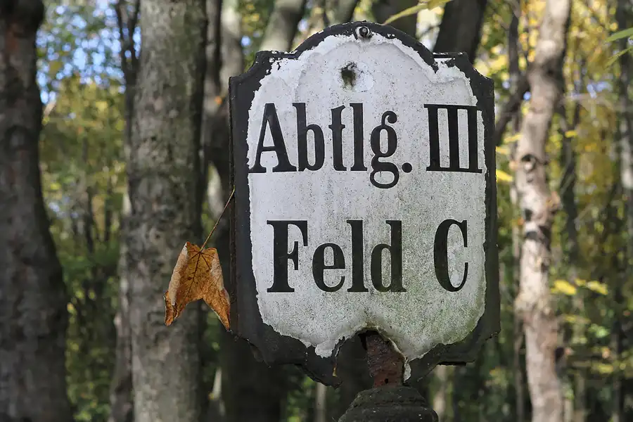 102 | 2014 | Berlin | Jüdischer Friedhof Berlin-Weissensee | © carsten riede fotografie