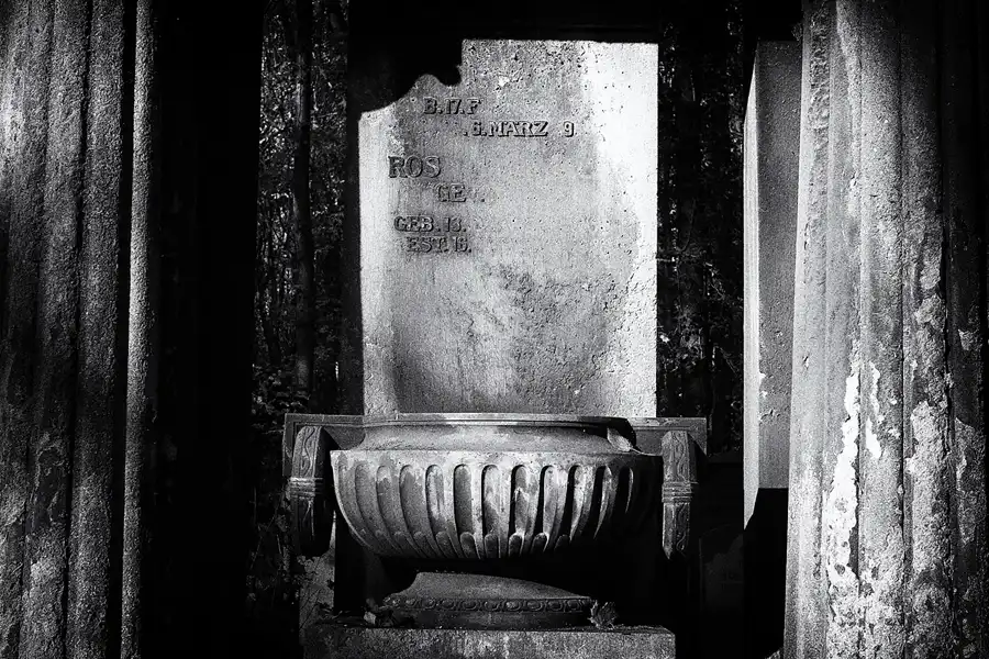 104 | 2014 | Berlin | Jüdischer Friedhof Berlin-Weissensee | © carsten riede fotografie