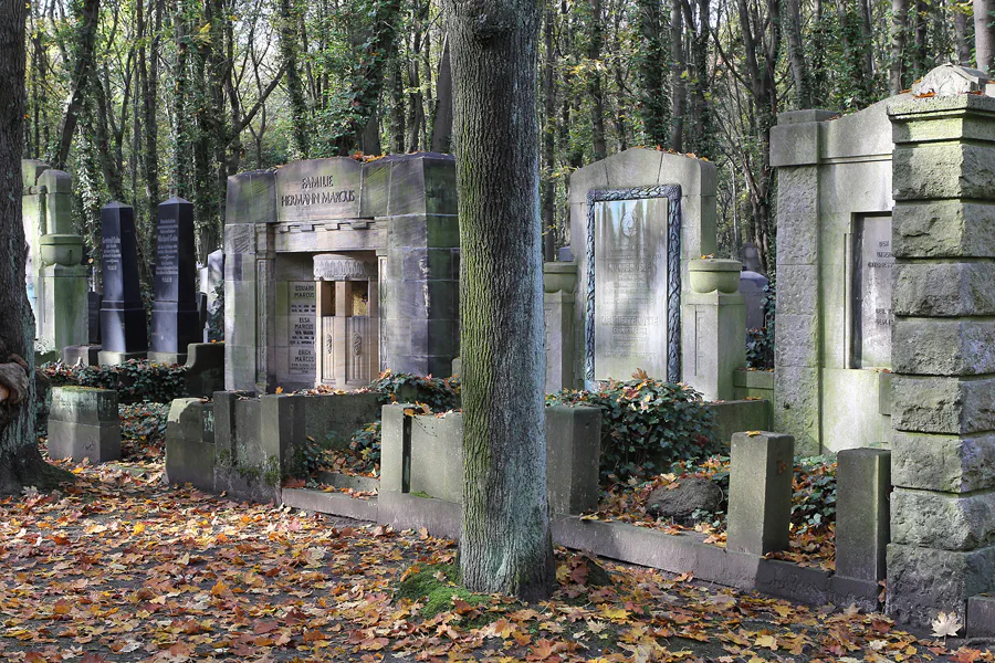 112 | 2014 | Berlin | Jüdischer Friedhof Berlin-Weissensee | © carsten riede fotografie