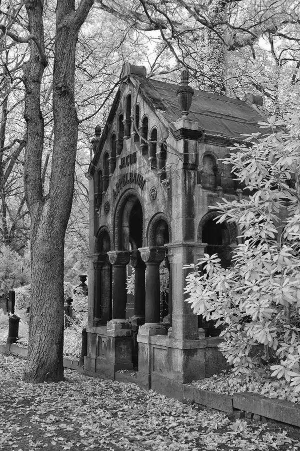 002 | 2014 | Berlin | Jüdischer Friedhof Berlin-Weissensee | © carsten riede fotografie