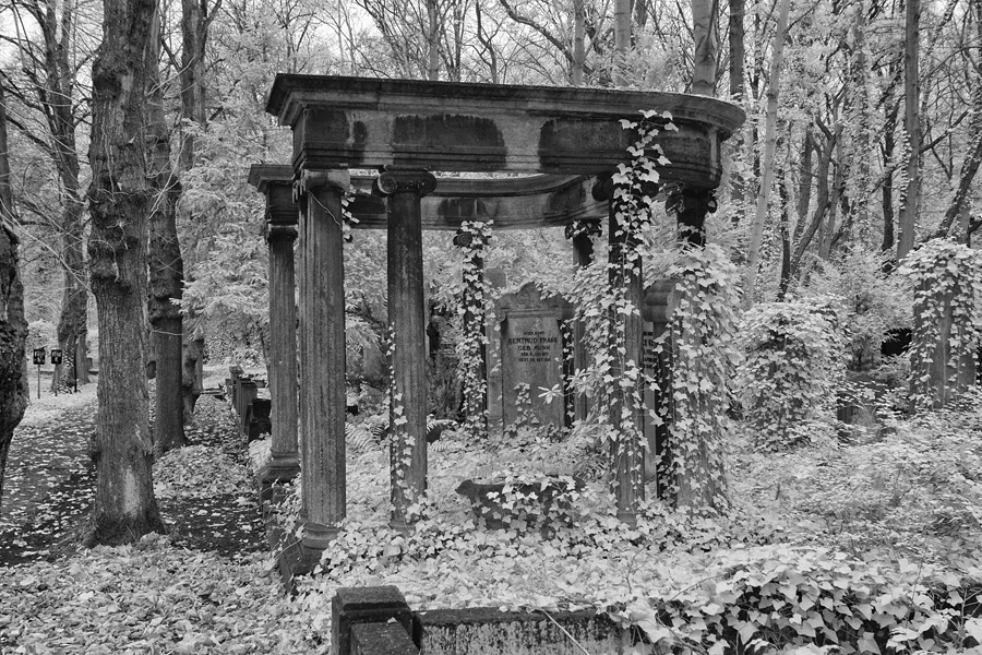 039 | 2014 | Berlin | Jüdischer Friedhof Berlin-Weissensee | © carsten riede fotografie