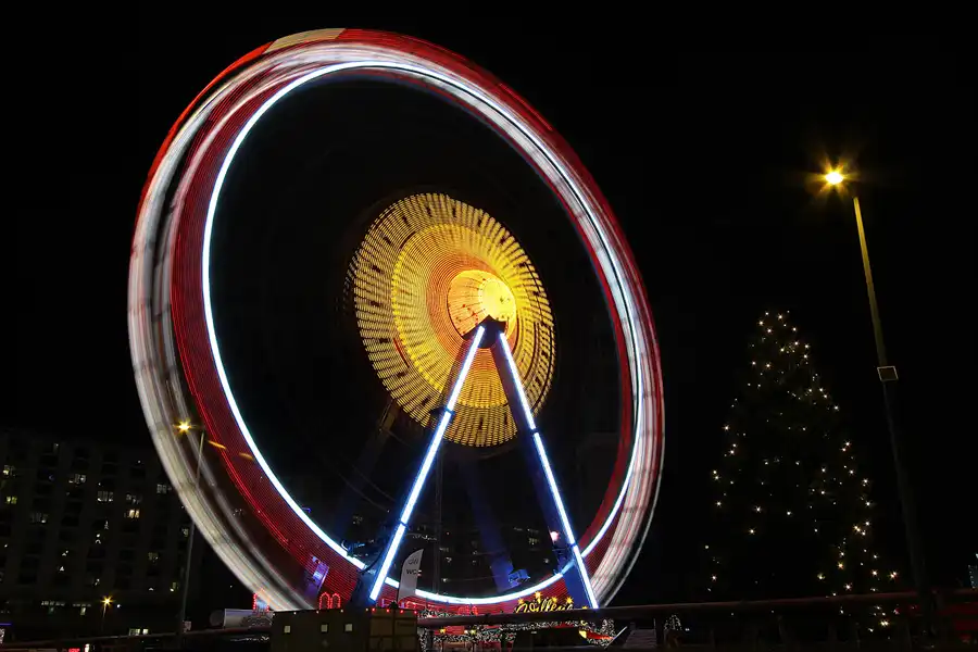 028 | 2014 | Berlin | Weihnachtsmarkt am Roten Rathaus | © carsten riede fotografie