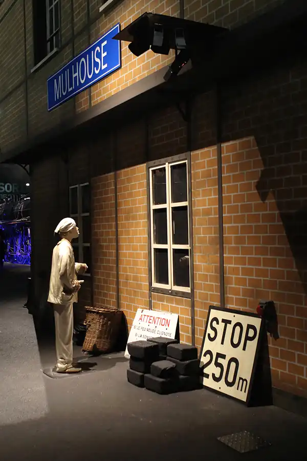 017 | 2014 | Mulhouse | Cité Du Train | © carsten riede fotografie