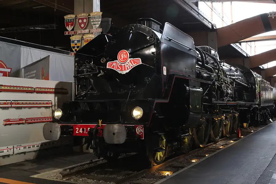 062 | 2014 | Mulhouse | Cité Du Train | © carsten riede fotografie