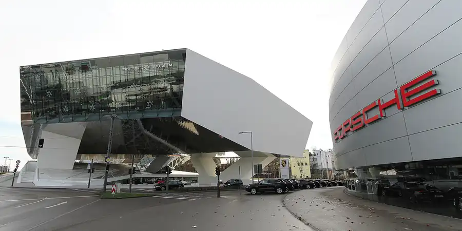 002 | 2014 | Stuttgart | Porsche Museum | © carsten riede fotografie