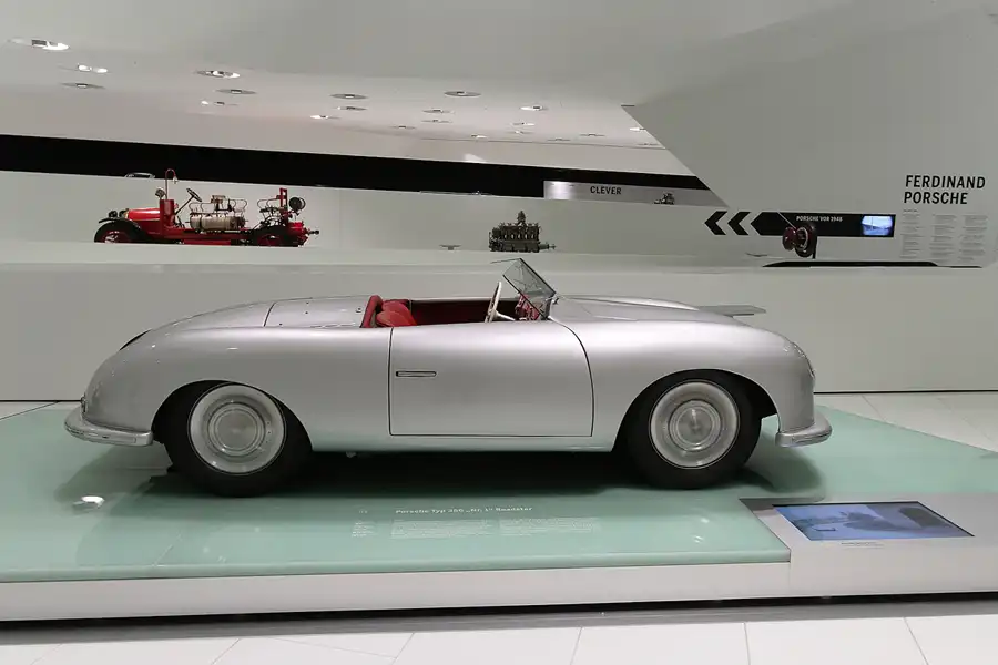 031 | 2014 | Stuttgart | Porsche Museum | © carsten riede fotografie