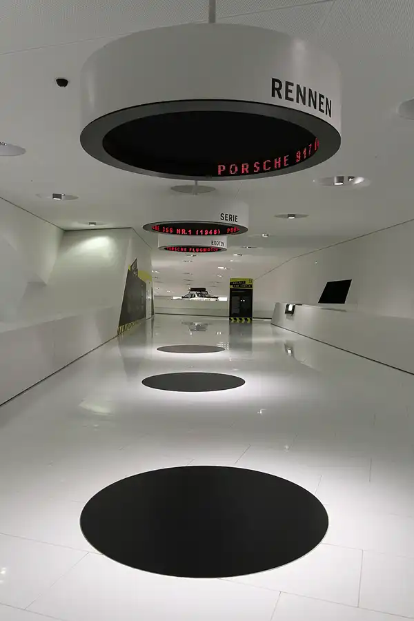 080 | 2014 | Stuttgart | Porsche Museum | © carsten riede fotografie