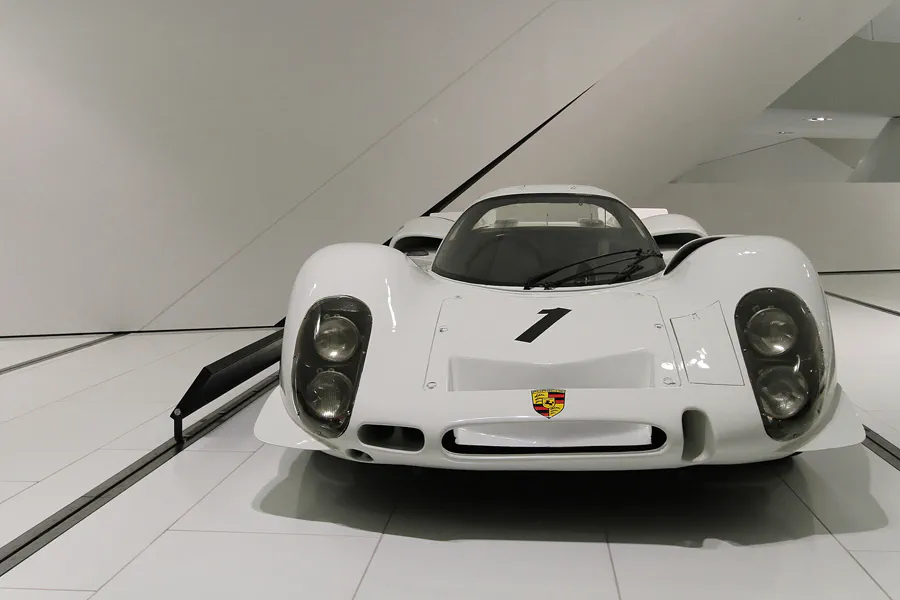 041 | 2014 | Stuttgart | Porsche Museum | © carsten riede fotografie