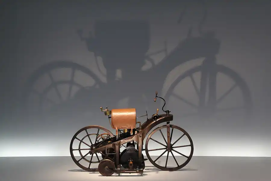 004 | 2014 | Stuttgart | Mercedes Benz Museum | © carsten riede fotografie