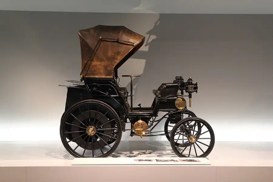 008 | 2014 | Stuttgart | Mercedes Benz Museum | © carsten riede fotografie