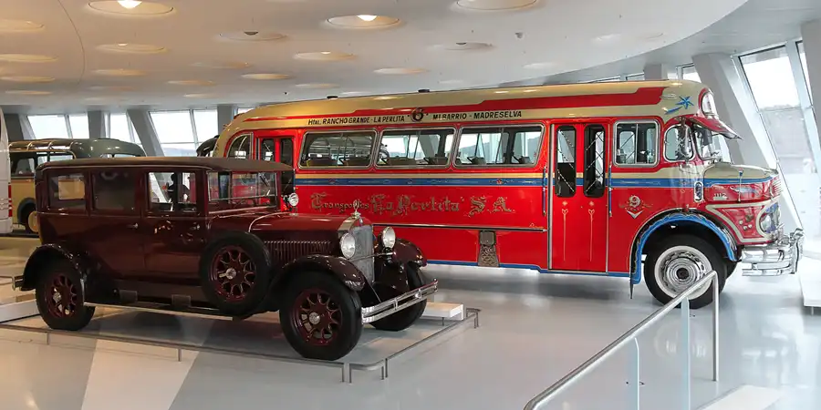 015 | 2014 | Stuttgart | Mercedes Benz Museum | © carsten riede fotografie