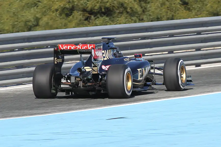 033 | 2015 | Jerez De La Frontera | Lotus-Mercedes Benz E23 Hybrid | Romain Grosjean | © carsten riede fotografie