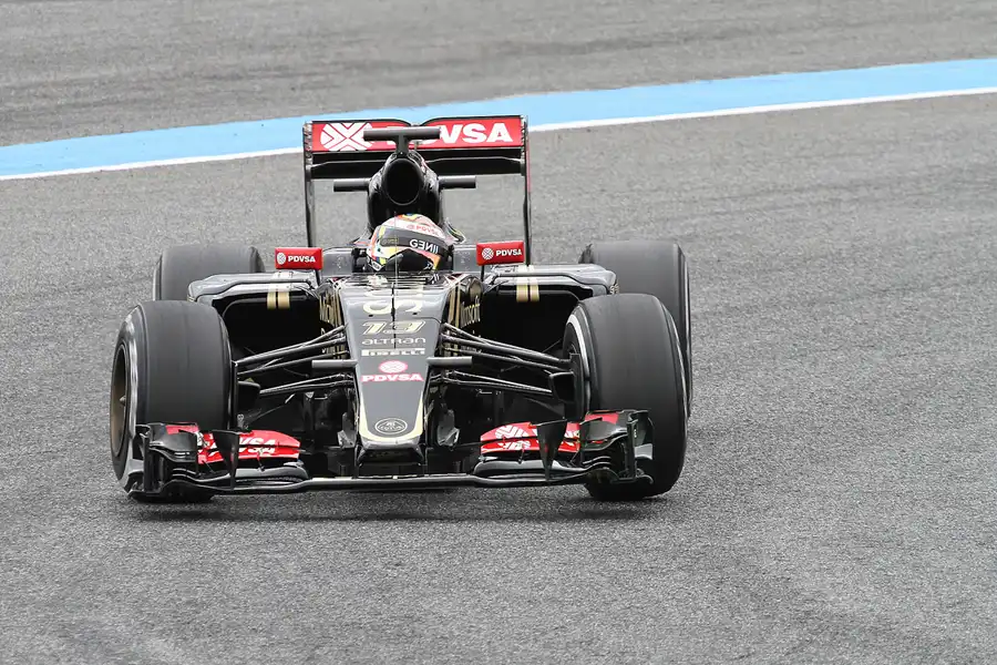 044 | 2015 | Jerez De La Frontera | Lotus-Mercedes Benz E23 Hybrid | Pastor Maldonado | © carsten riede fotografie