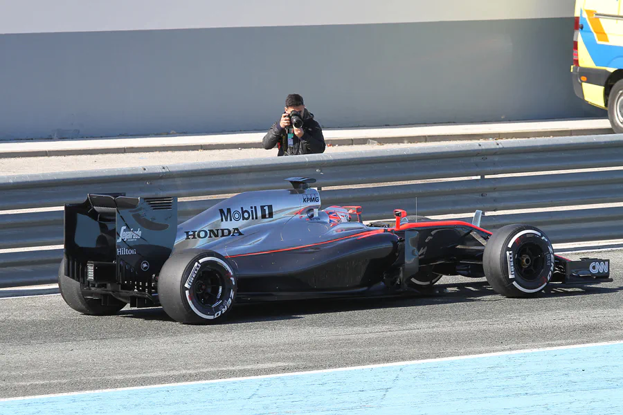 066 | 2015 | Jerez De La Frontera | McLaren-Honda MP4-30 | Jenson Button | © carsten riede fotografie