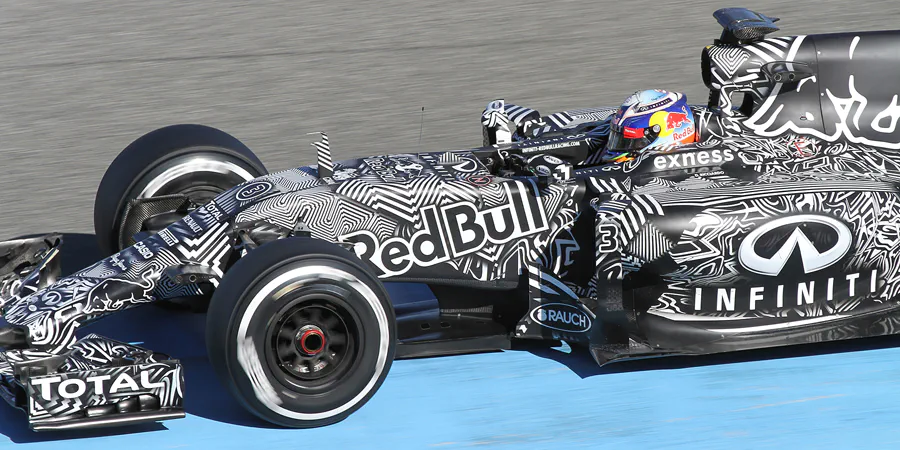 2015_02_109 | Jerez De La Frontera | Red Bull-Renault RB11 | Daniel Ricciardo | © carsten riede fotografie