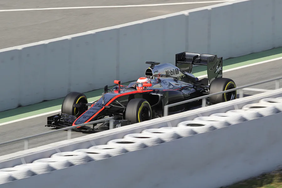 071 | 2015 | Barcelona | McLaren-Honda MP4-30 | Jenson Button | © carsten riede fotografie