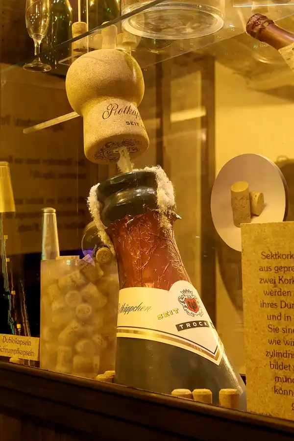 018 | 2015 | Freyburg (Unstrut) | Rotkäppchen Sektkellerei | © carsten riede fotografie