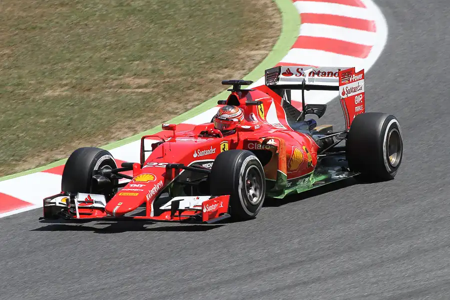 018 | 2015 | Barcelona | Ferrari SF15-T | Raffaele Marciello | © carsten riede fotografie