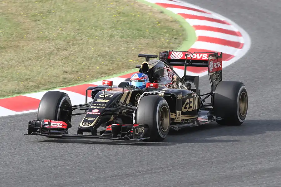 056 | 2015 | Barcelona | Lotus-Mercedes Benz E23 Hybrid | Jolyon Palmer | © carsten riede fotografie