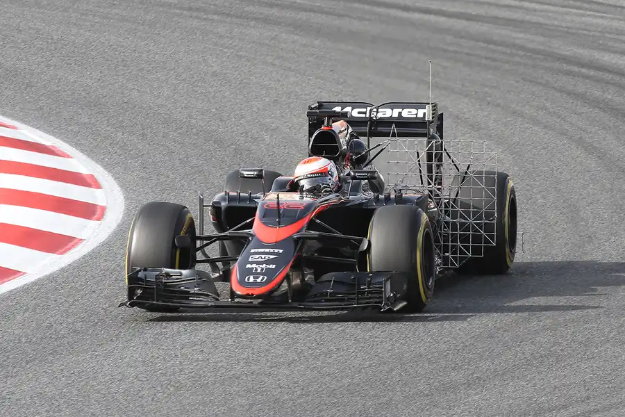 068 | 2015 | Barcelona | McLaren-Honda MP4-30 | Jenson Button | © carsten riede fotografie