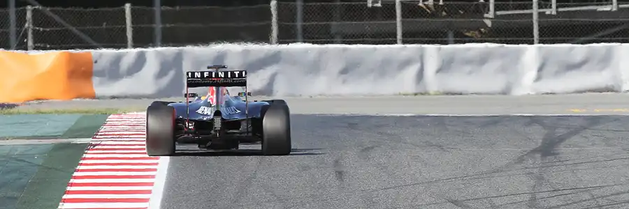 136 | 2015 | Barcelona | Red Bull-Renault RB11 | Daniil Kvyat | © carsten riede fotografie