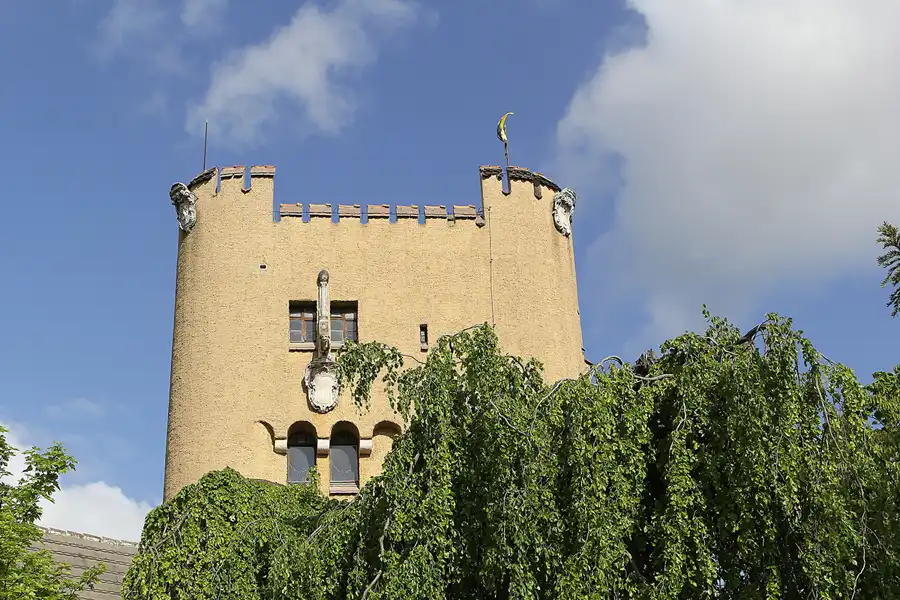 001 | 2015 | Ballenstedt OT Rieder | Roseburg | © carsten riede fotografie