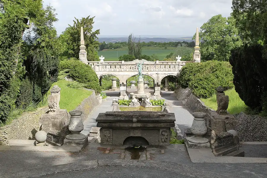 051 | 2015 | Ballenstedt OT Rieder | Roseburg | © carsten riede fotografie