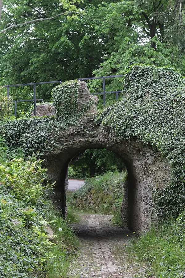 066 | 2015 | Ballenstedt OT Rieder | Roseburg | © carsten riede fotografie