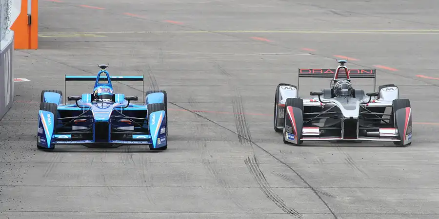 011 | 2015 | Berlin | Spark-Renault SRT_01E | Team Amlin Aguri | Antonio Felix Da Costa + Spark-Renault SRT_01E | Team Dragon Racing | Jerome D`Ambrosio | © carsten riede fotografie