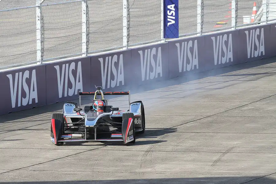 043 | 2015 | Berlin | Spark-Renault SRT_01E | Team Dragon Racing | Loic Duval | © carsten riede fotografie