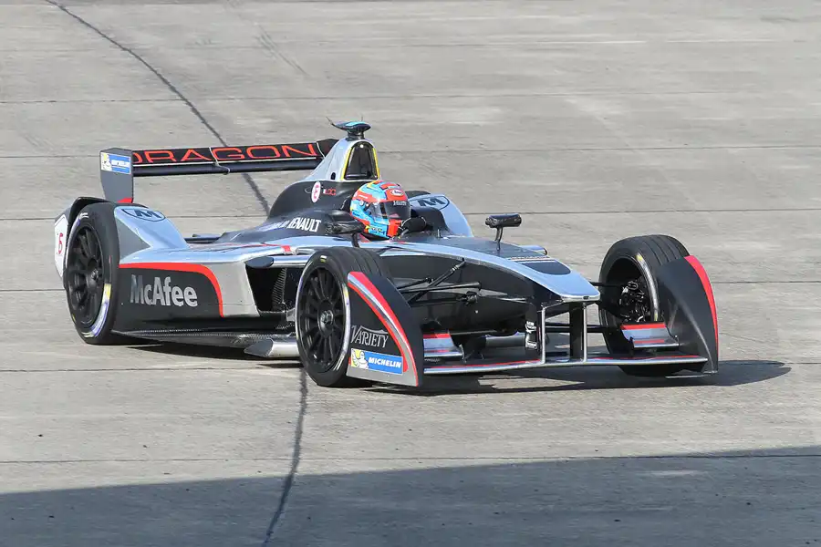 045 | 2015 | Berlin | Spark-Renault SRT_01E | Team Dragon Racing | Loic Duval | © carsten riede fotografie