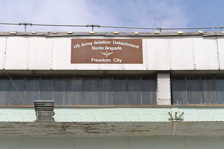 175 | 2015 | Berlin | Tempelhof Field | © carsten riede fotografie