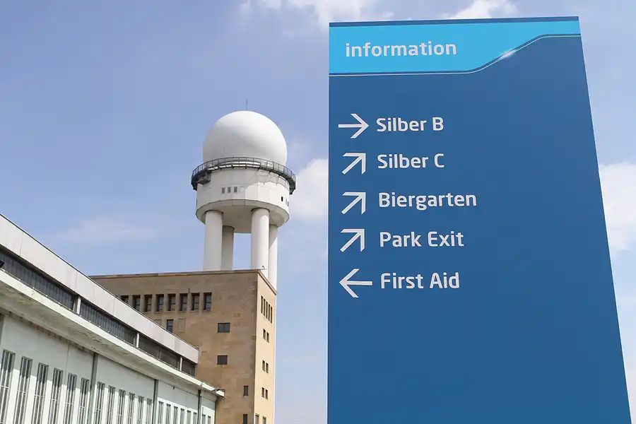 177 | 2015 | Berlin | Tempelhof Field | © carsten riede fotografie