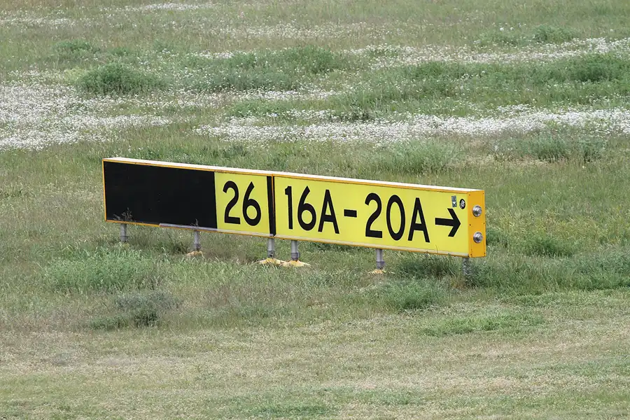 186 | 2015 | Berlin | Tempelhof Field | © carsten riede fotografie