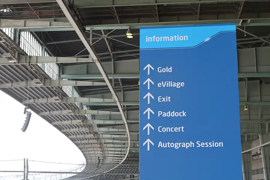 187 | 2015 | Berlin | Tempelhof Field | © carsten riede fotografie