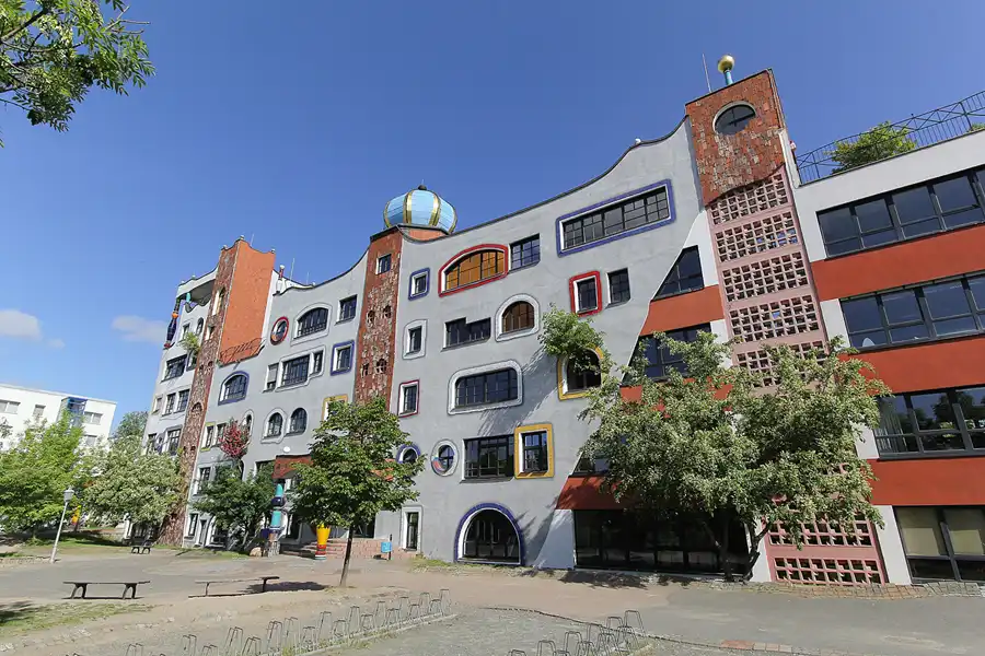 007 | 2015 | Lutherstadt Wittenberg | Hundertwasserschule | © carsten riede fotografie