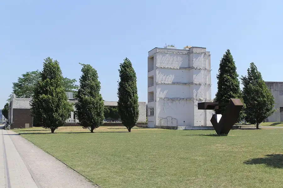 105 | 2015 | Duisburg | Innenhafen | © carsten riede fotografie