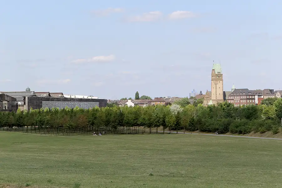 134 | 2015 | Duisburg | Rheinpark Duisburg | © carsten riede fotografie