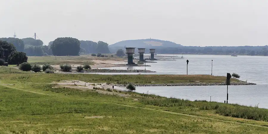 160 | 2015 | Duisburg | Rund um den Alsumer Berg | © carsten riede fotografie