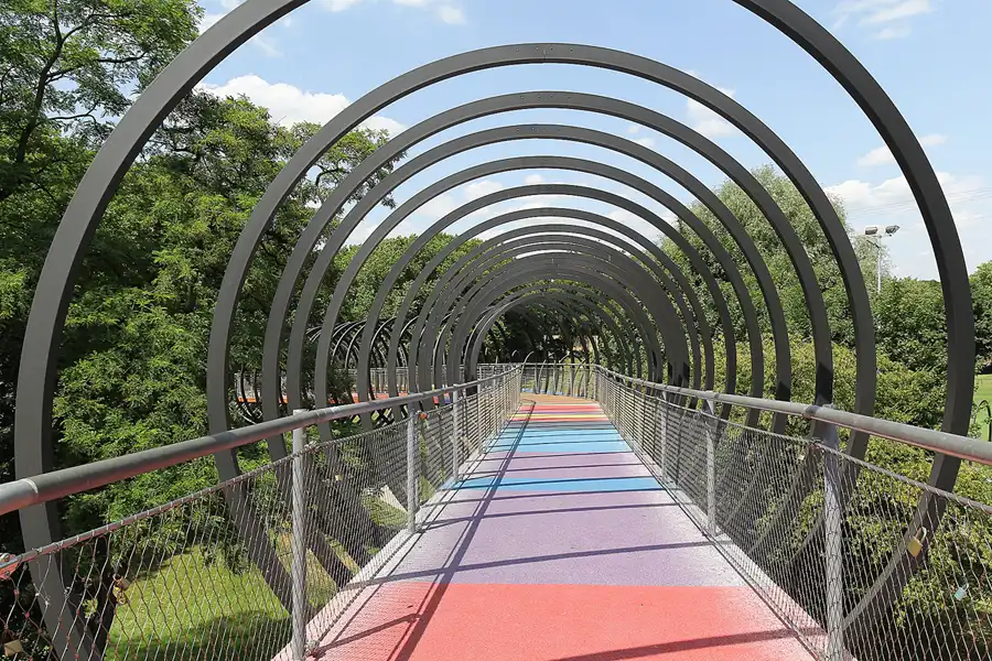 319 | 2015 | Oberhausen | Slinky Springs To Fame | © carsten riede fotografie