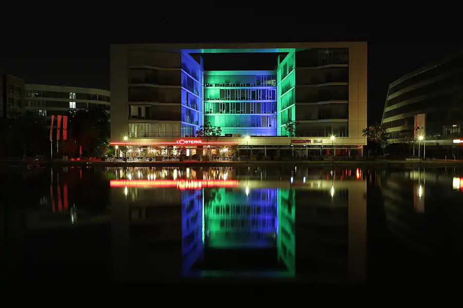 012 | 2015 | Duisburg | Innenhafen | © carsten riede fotografie