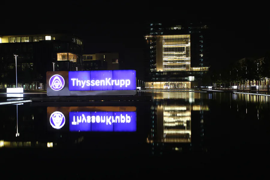 020 | 2015 | Essen | TyssenKrupp Headquarter | © carsten riede fotografie