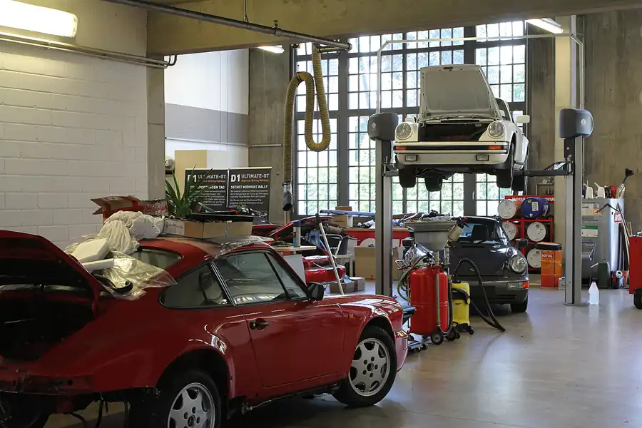 007 | 2015 | Düsseldorf | Classic Remise | © carsten riede fotografie