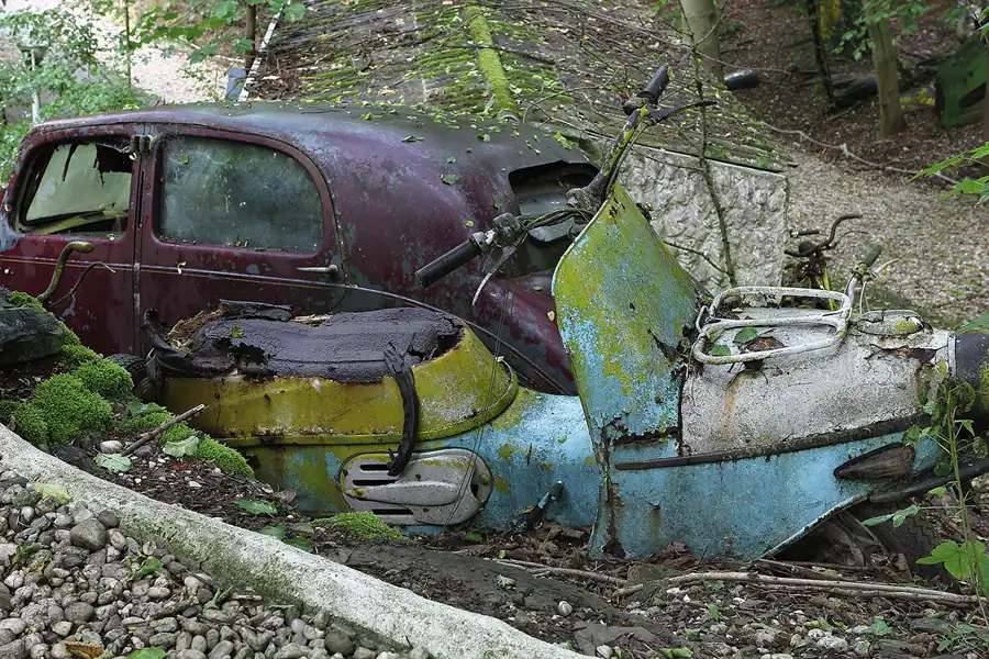 058 | 2015 | Erkrath | Auto-Skulpturen-Park | © carsten riede fotografie