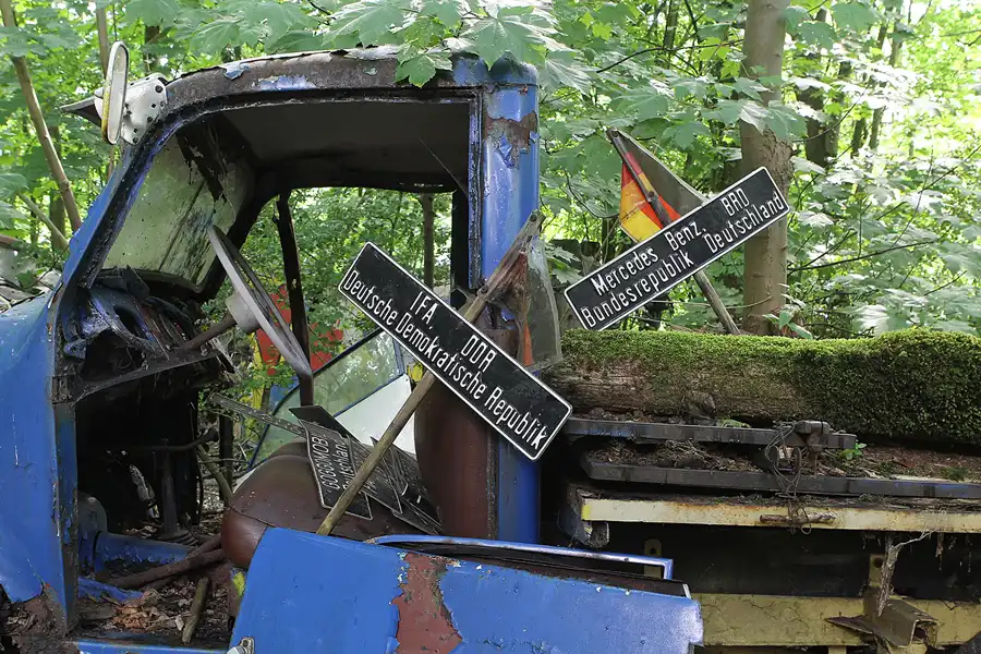 141 | 2015 | Erkrath | Auto-Skulpturen-Park | © carsten riede fotografie