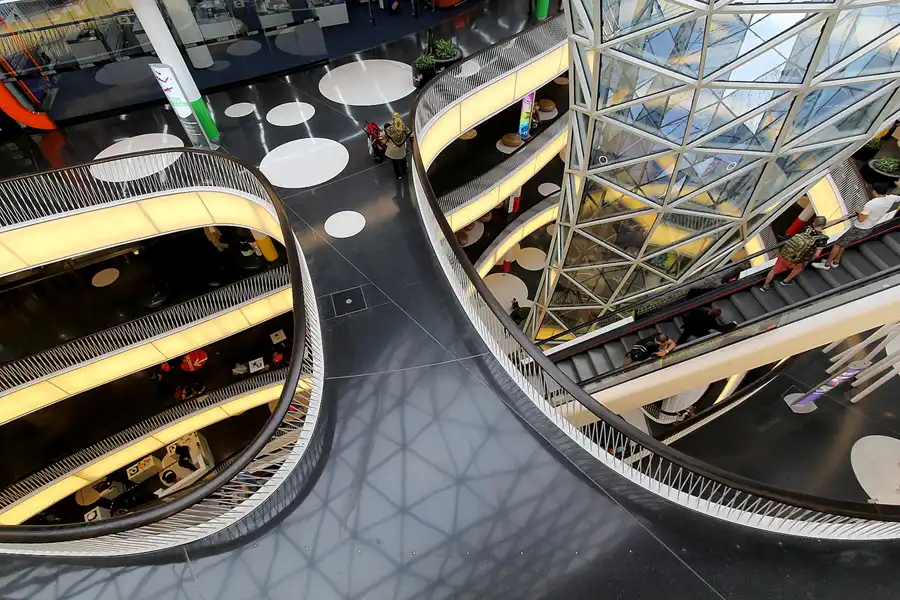 077 | 2015 | Frankfurt am Main | MyZeil | © carsten riede fotografie