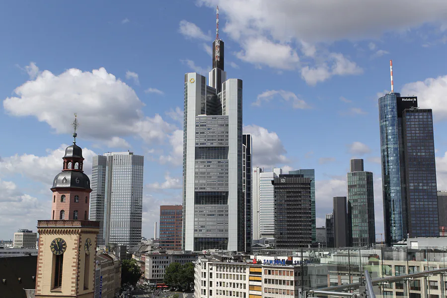 001 | 2015 | Frankfurt am Main | Blick von der Zeilgalerie | © carsten riede fotografie