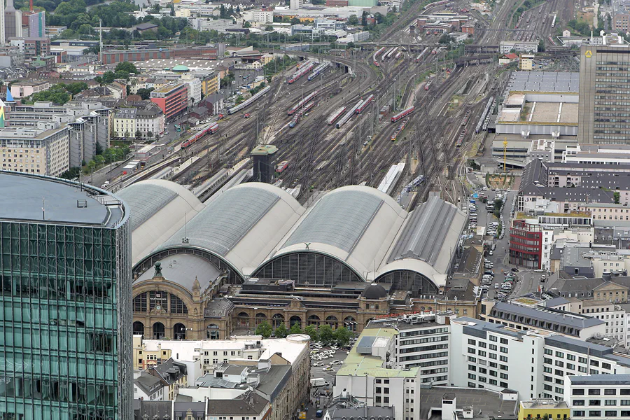 021 | 2015 | Frankfurt am Main | Blick vom Main Tower | © carsten riede fotografie