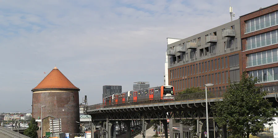 064 | 2015 | Hamburg | Elbpromenade | © carsten riede fotografie