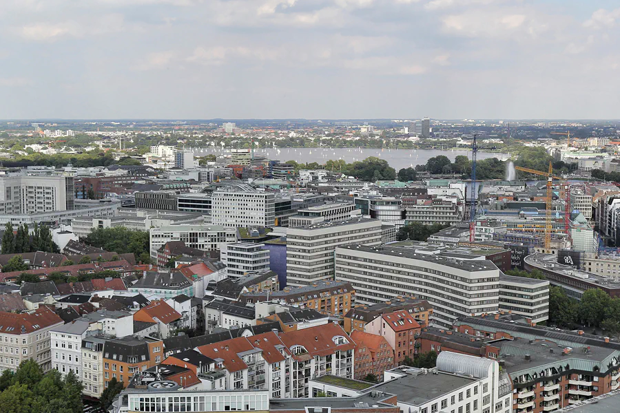 138 | 2015 | Hamburg | Blick von St. Michaelis | © carsten riede fotografie